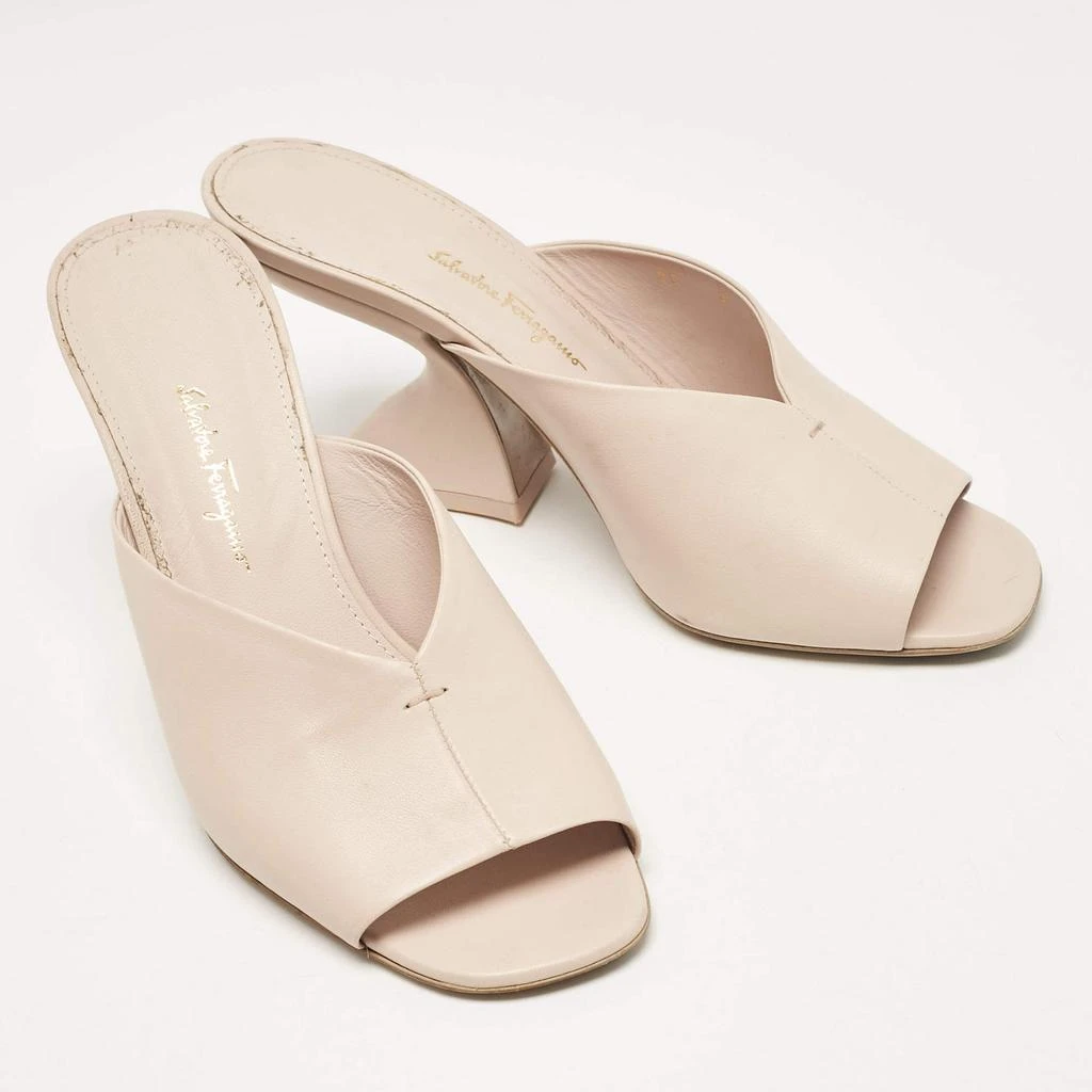 Salvatore Ferragamo Salvatore Ferragamo Light Pink Leather Sansu Slide Sandals Size 38.5 4