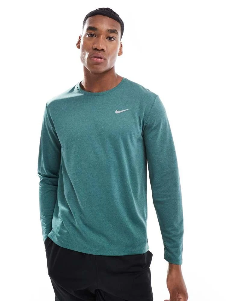 NIKE Nike Running Miler longsleeve t-shirt in dark green 4