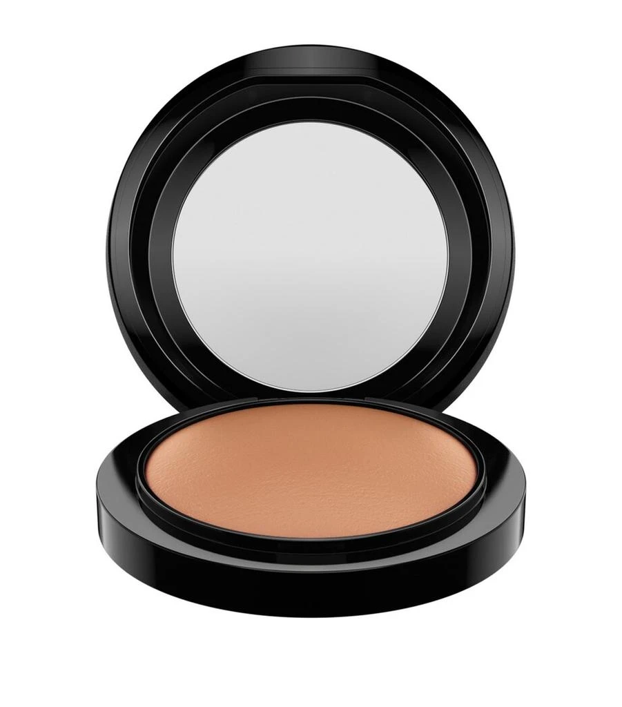 MAC Mineralize Skinfinish Natural 1