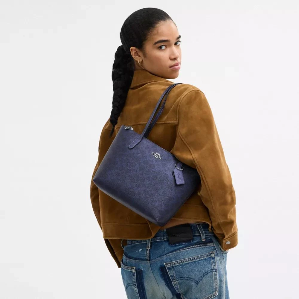 Coach Fiona Zip Tote Bag In Signature Canvas 2