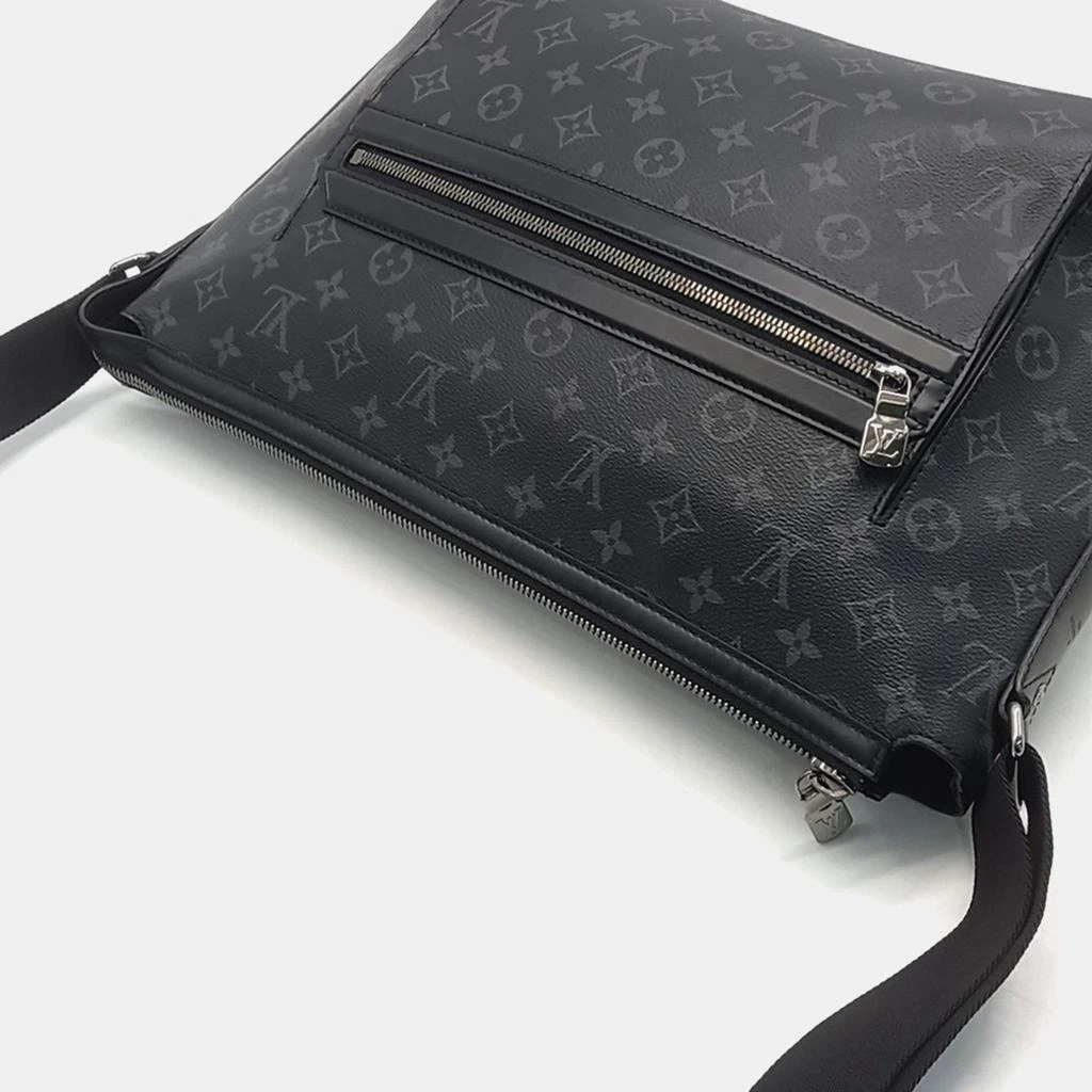 Louis Vuitton Louis Vuitton Odyssey Messenger MM bag 4