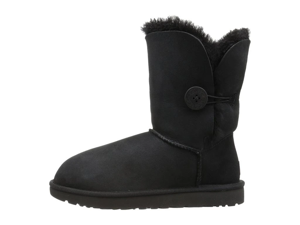 UGG Bailey Button II 4