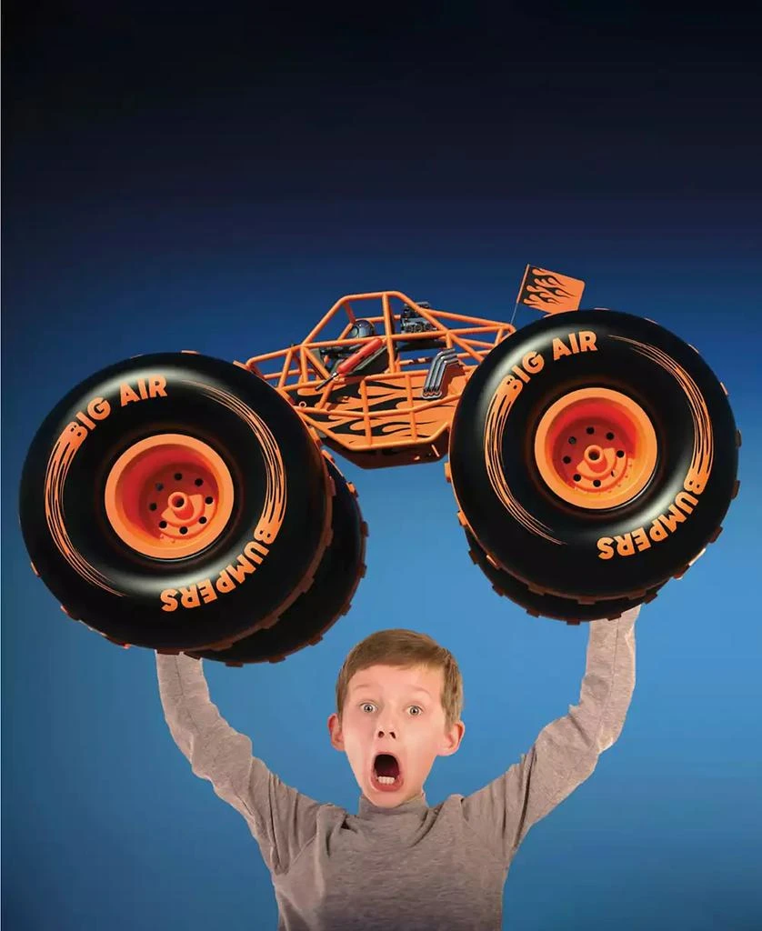 Sharper Image Giant Crusher 4WD Remote Control Truck 6