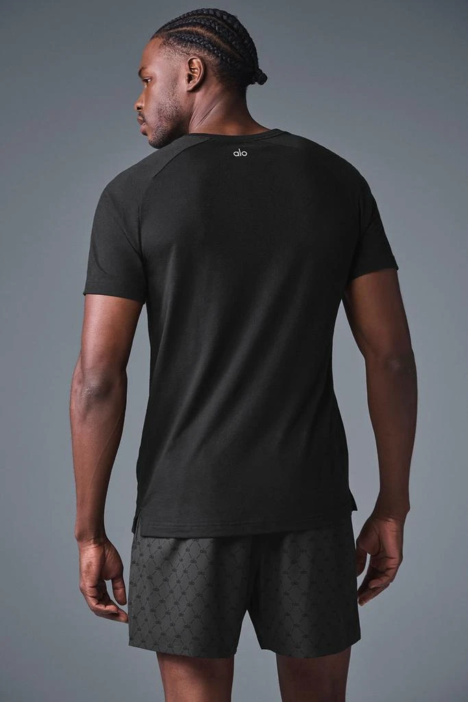 Alo Yoga Triumph Raglan Tee - Black 2