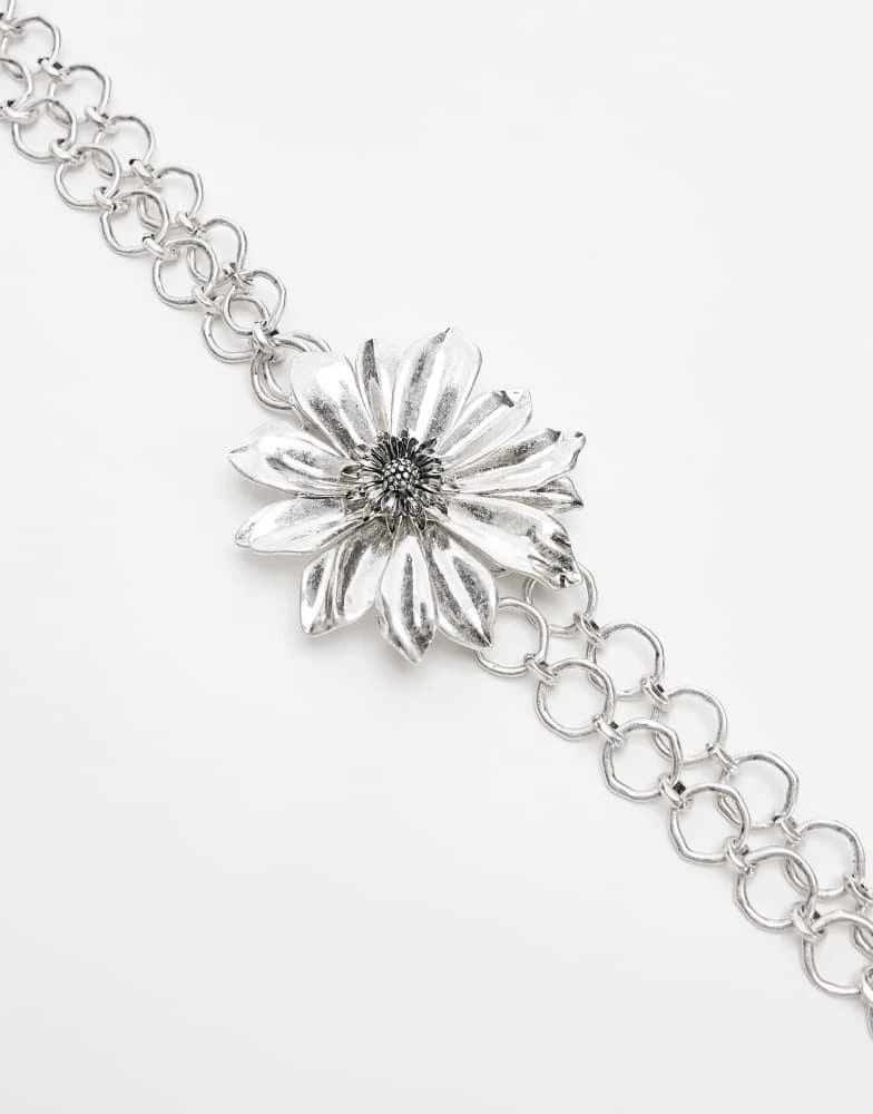 Mango Mango flower chain belt in silver 2