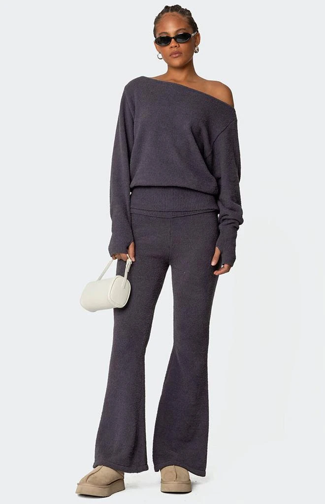 Edikted Plush Oversized Asymmetric Sweater 2