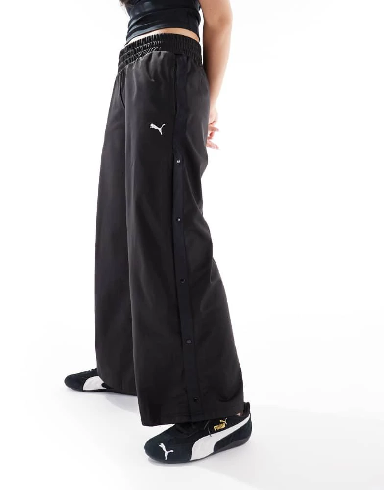 Puma Puma Wardrobe ess low rise popper pants in puma black 1