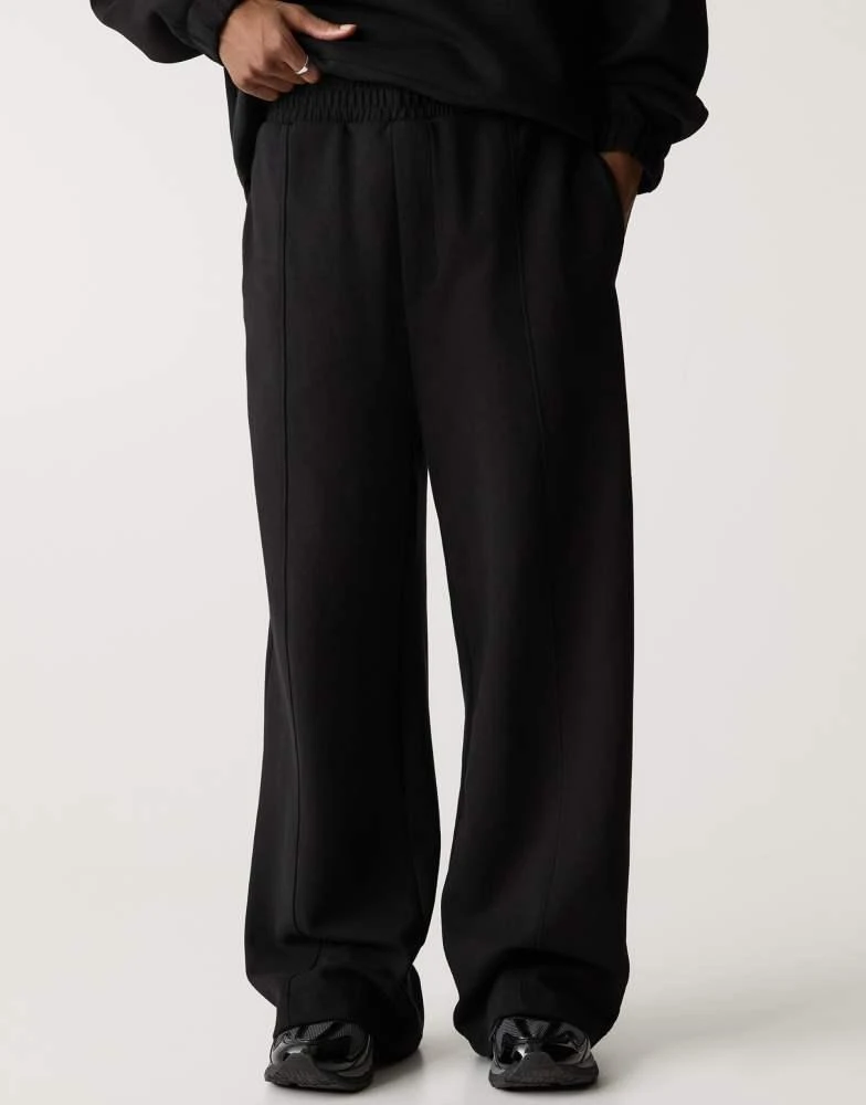 Pull&Bear Pull&Bear wide leg tailored trousers in black 1