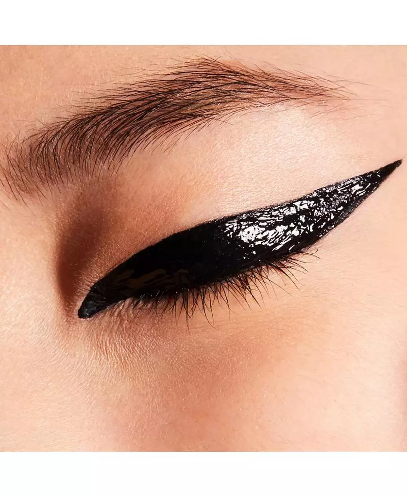 MAC Liquidlast 24-Hour Waterproof Liner 2