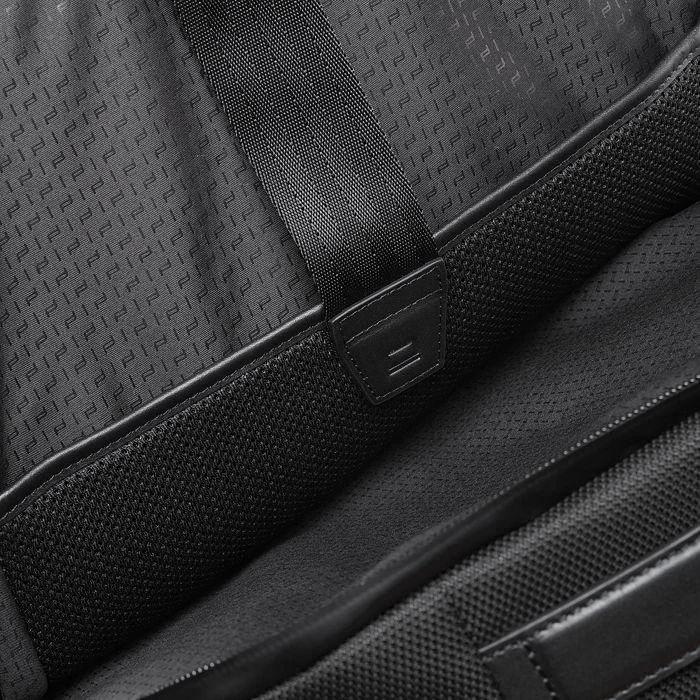 Porsche Design Bric
s Roadster Backpack L 2