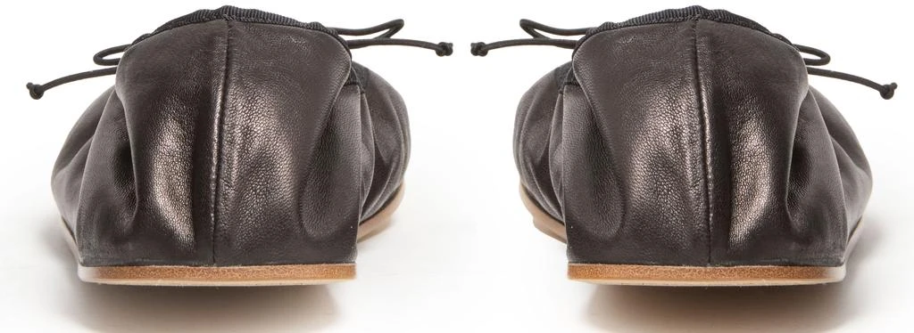 The Row Round ballet flat in leather 4