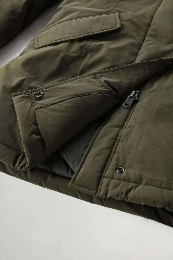 Woolrich Arctic Parka in Urban Touch with Detachable Fur - Women - Black 10