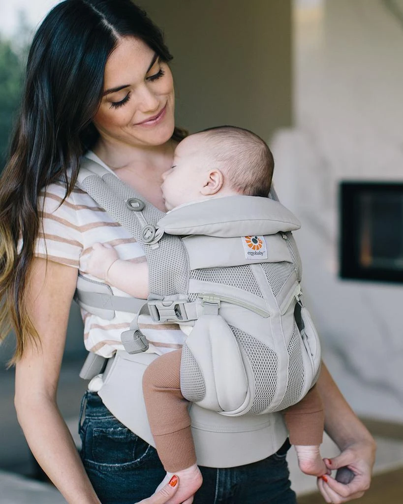 Ergobaby OMNI 360 Cool Air Mesh Carrier 3
