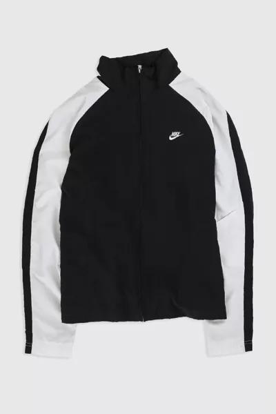 NIKE Vintage Nike Windbreaker Jacket 826