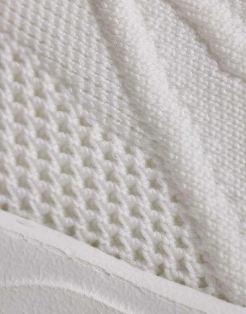 ASOS ASOS DESIGN knitted lace up trainer in white 4