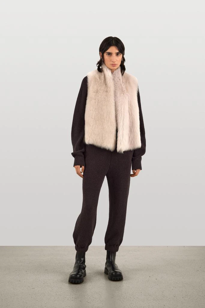 Gushlow & Cole Natural cut shearling gilet 5