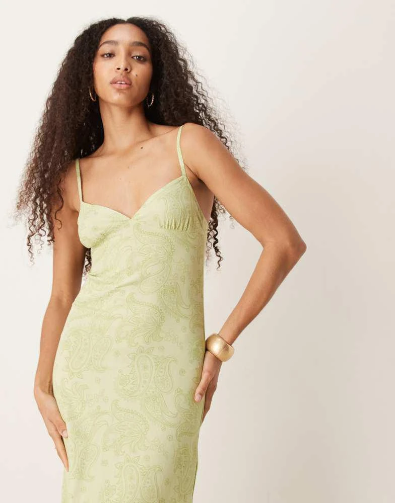 Shop Motel sastra paisley print cami midi dress in lime on Sale at  BeyondStyle  Get 35% Off Motel sastra paisley print cami midi dress in  lime with Limited-Time Flash Deals, Exclusive