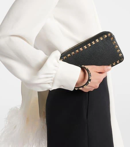Valentino Rockstud Small leather clutch 2