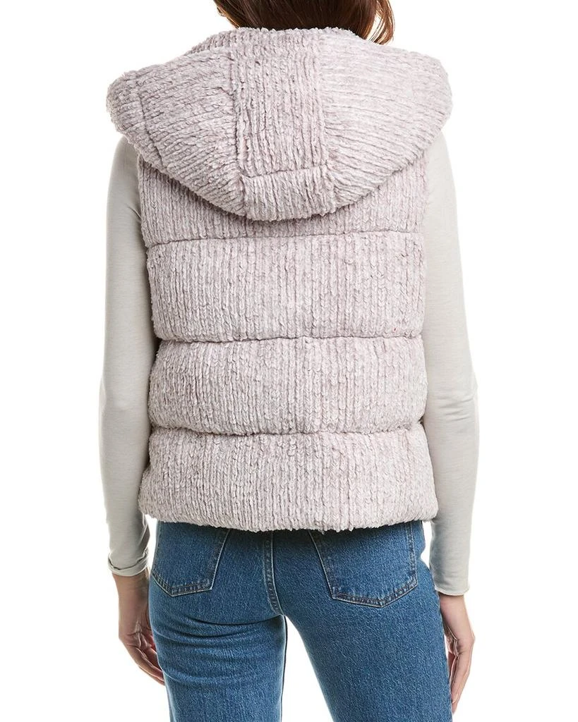 Unreal Fur Close Knit Vest 2