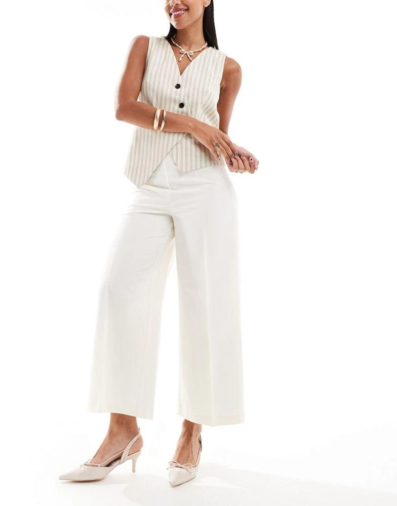 ASOS ASOS DESIGN tailored culotte trousers in cream 1
