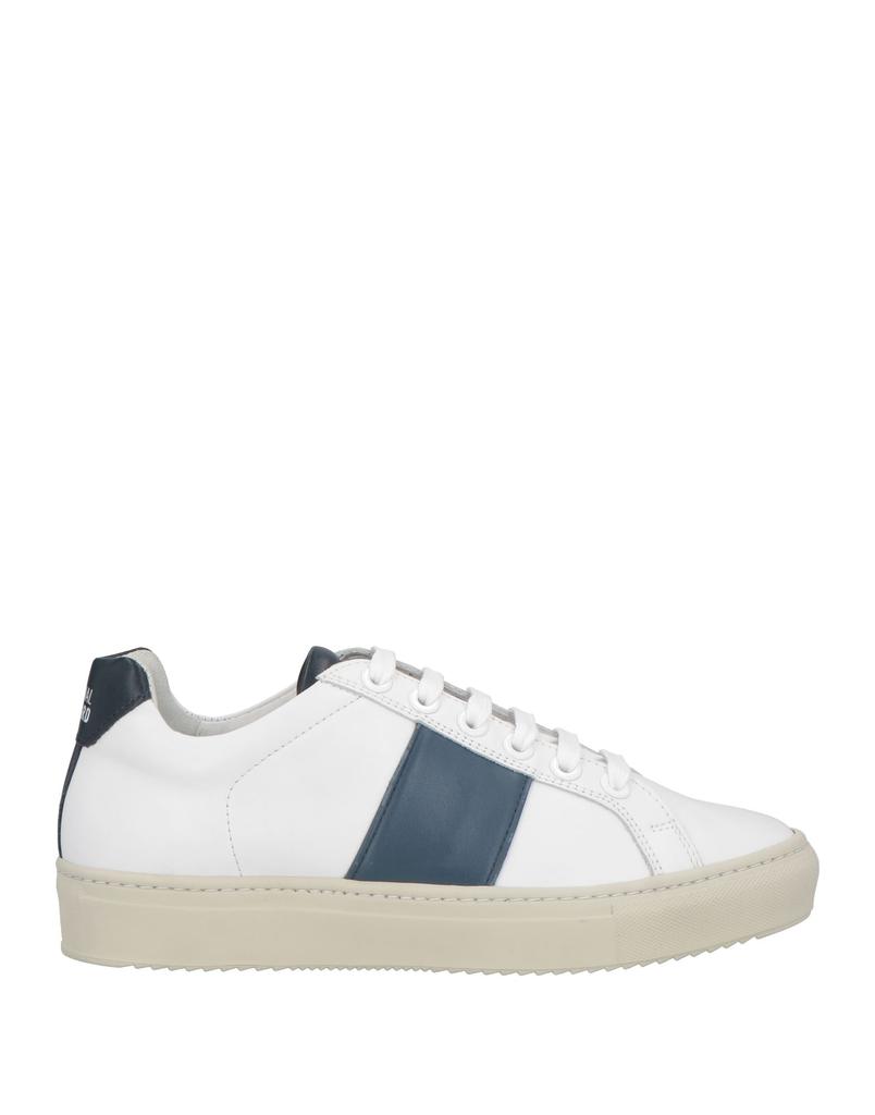 NATIONAL STANDARD Sneakers