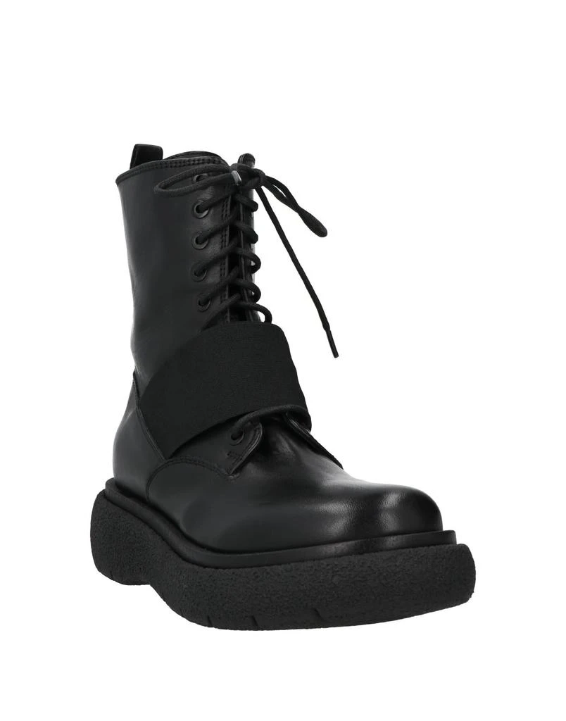 CARMENS Ankle boot 2