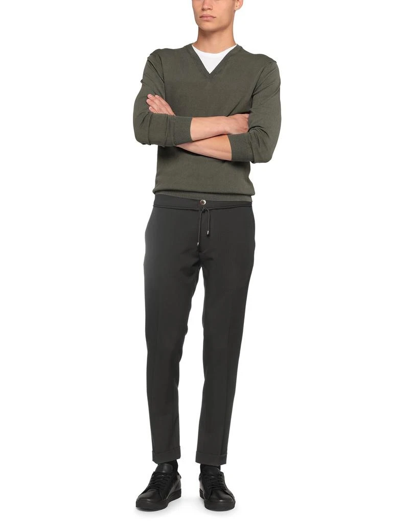 DOMENICO TAGLIENTE Casual pants 2