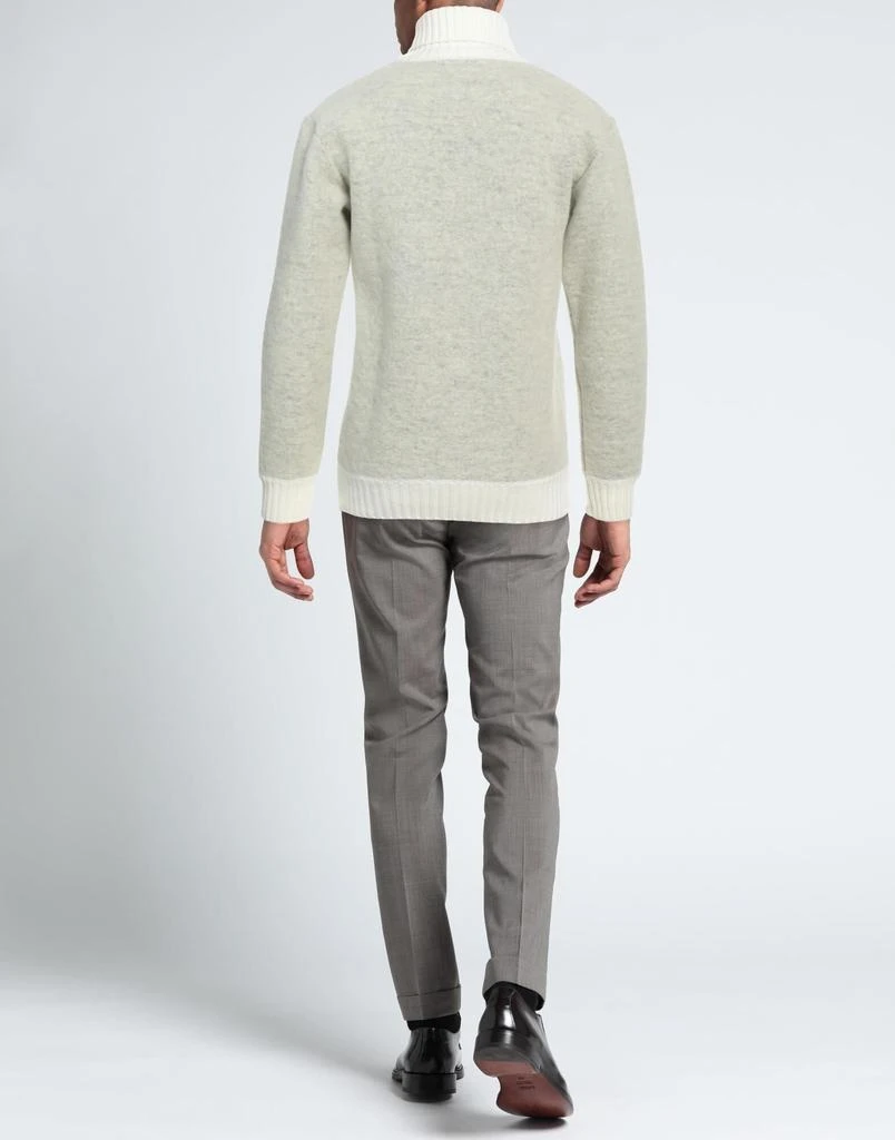 NEILL KATTER Turtleneck 3