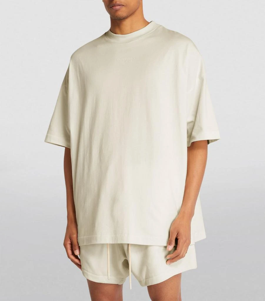 FEAR OF GOD ESSENTIALS Oversized Logo T-Shirt 3