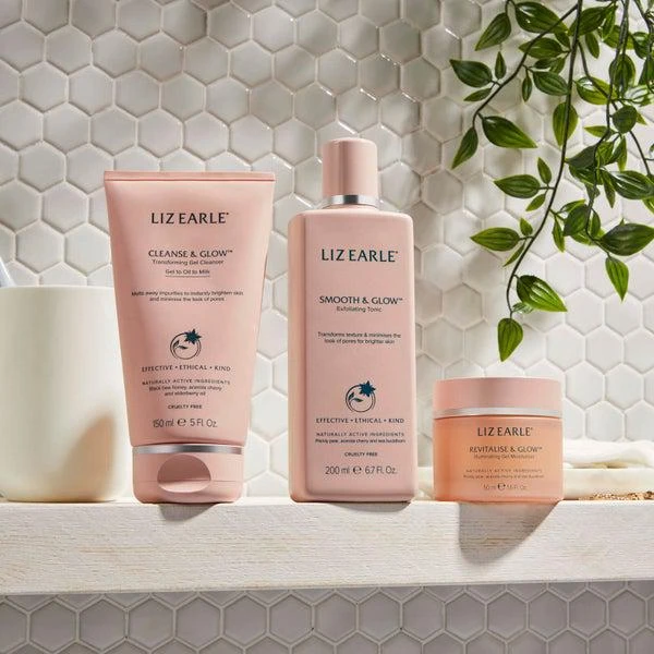 LIZ EARLE Liz Earle Smooth and Glow Exfoliating Tonic 200ml 5