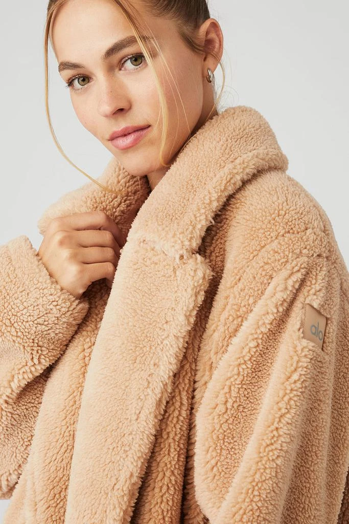 Alo Oversized Sherpa Trench - Camel 4