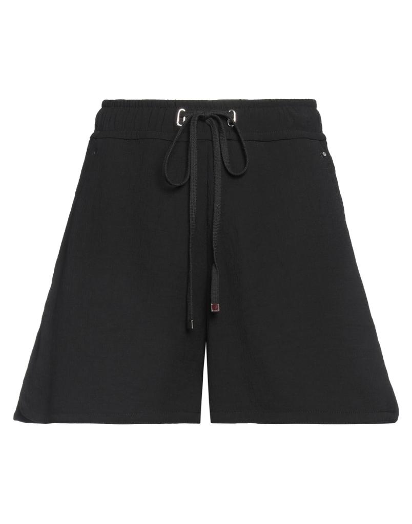 Low Classic Shorts & Bermuda