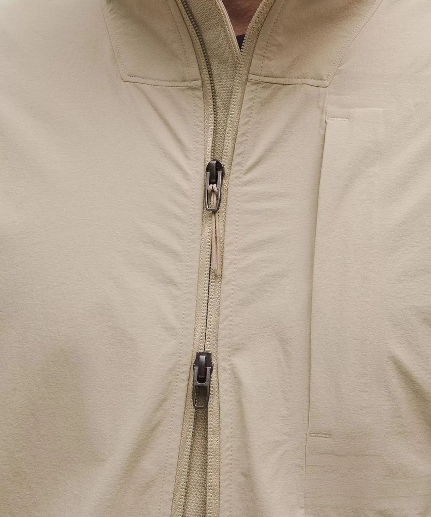 Lululemon Sojourn Windbreaker Jacket 24