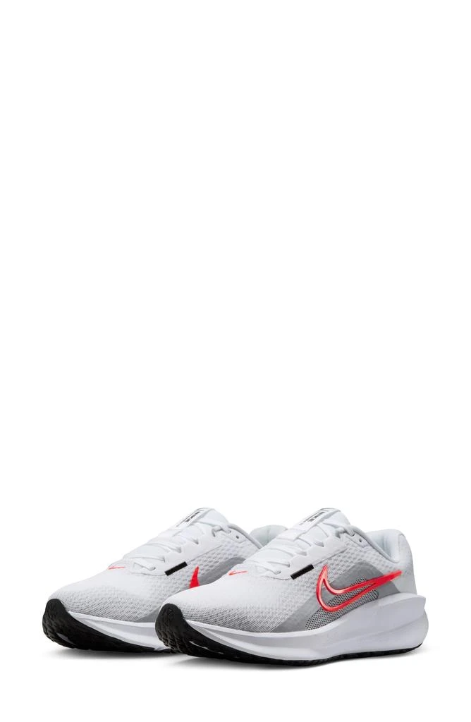 NIKE Downshifter 13 Sneaker 1