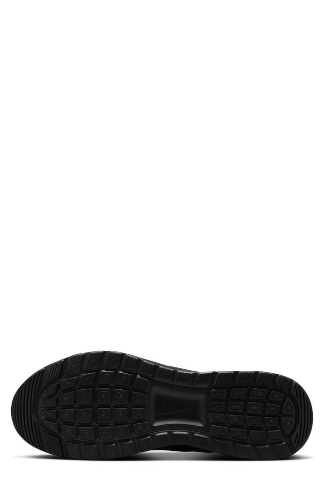 NIKE Air Max Nuaxis Sneaker 5