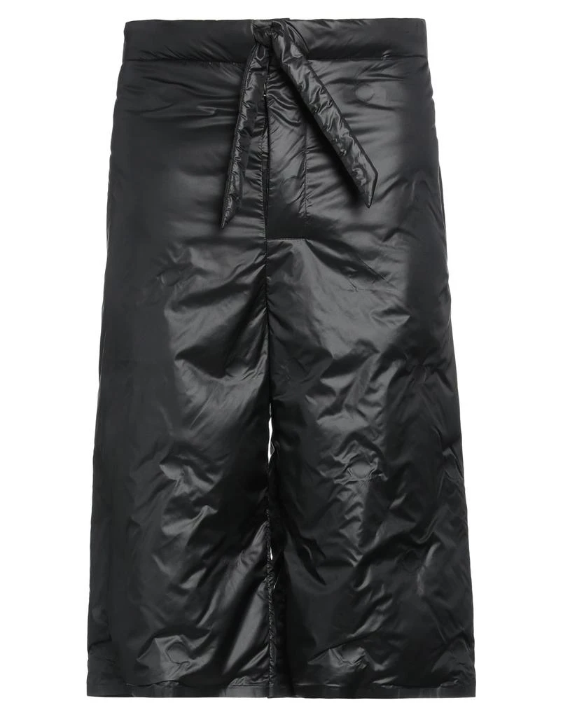 MAISON MARGIELA Shorts
Bermuda 1