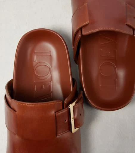 Loewe Ease leather clogs 5