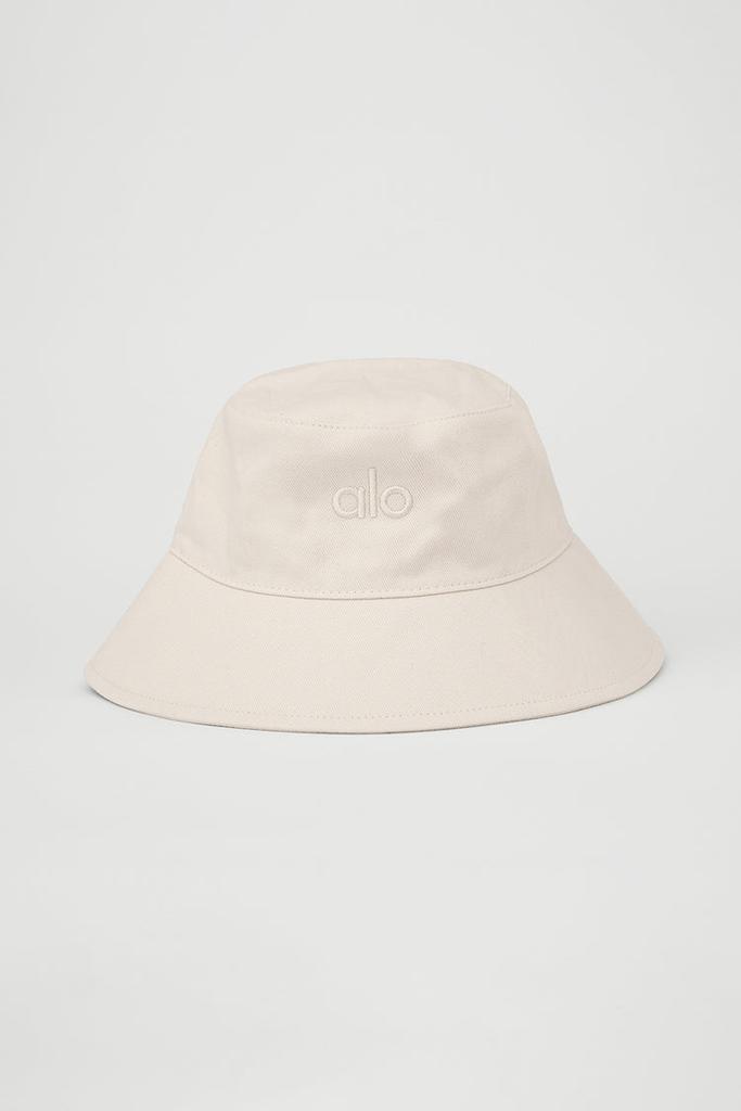 Alo Weekender Bucket Hat - Fresh Linen