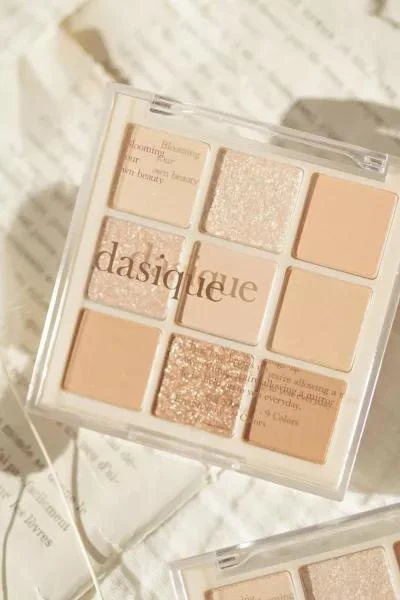 Dasique Dasique Milk Latte Eyeshadow Palette 1