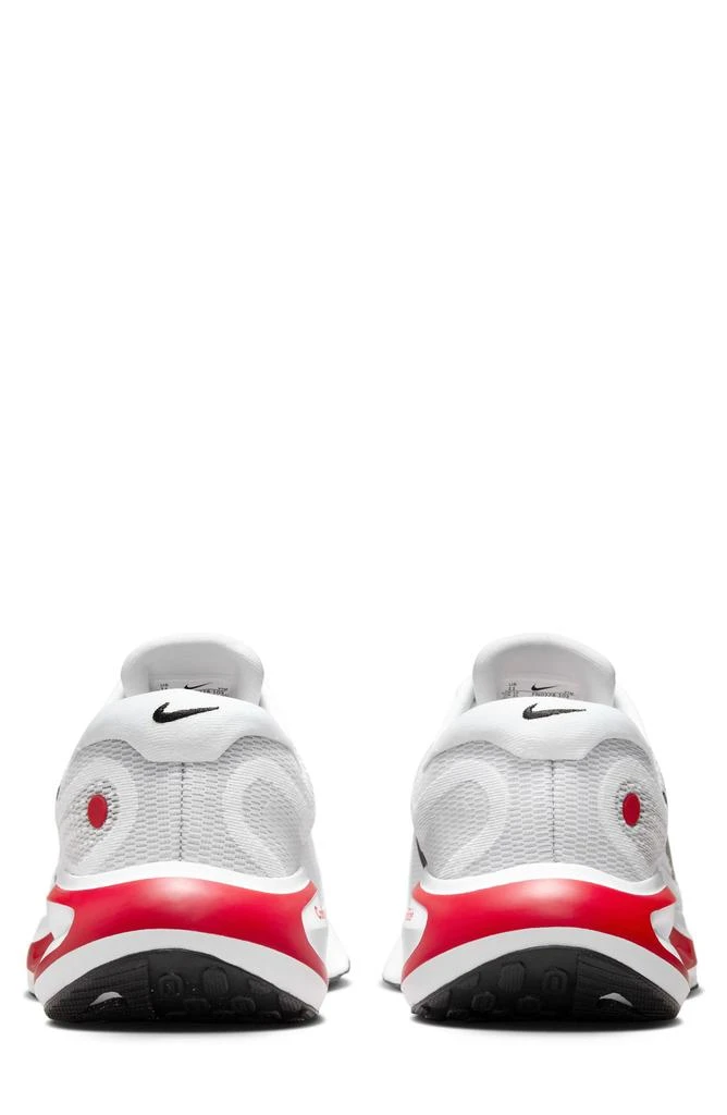 NIKE Journey Road Runner Sneaker 2