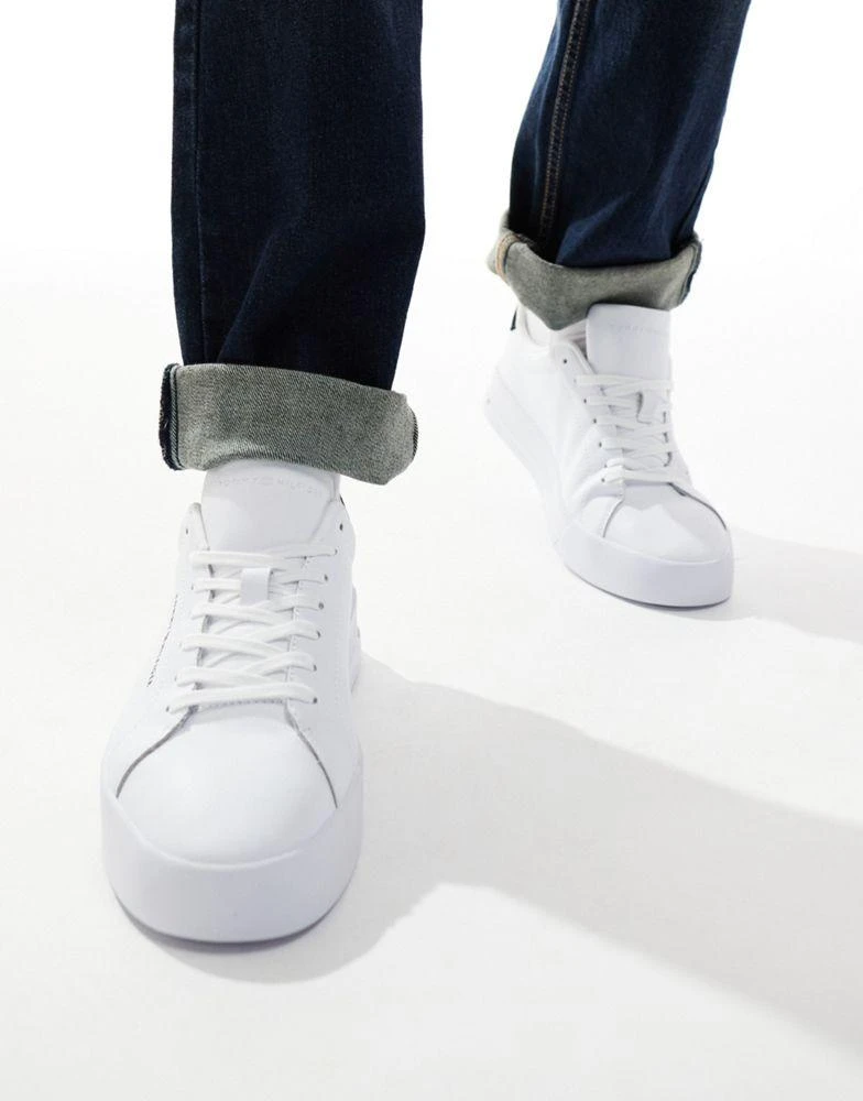 Tommy Hilfiger Tommy Hilfiger leather court trainers in white 4