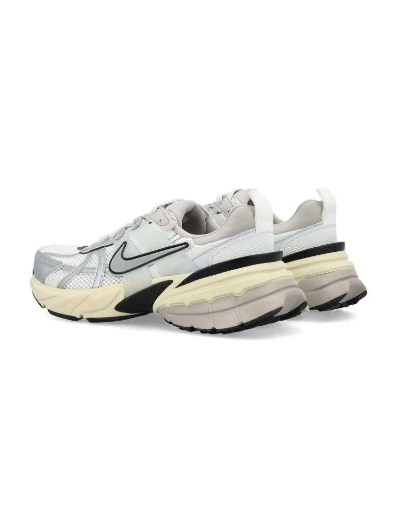 NIKE V2K RUN 4