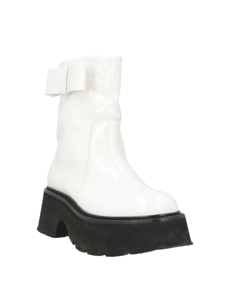 N°21 Ankle boot 2