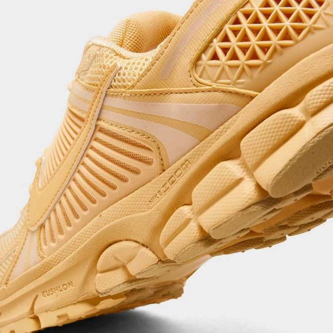NIKE Men's Nike Zoom Vomero 5 Casual Shoes 5