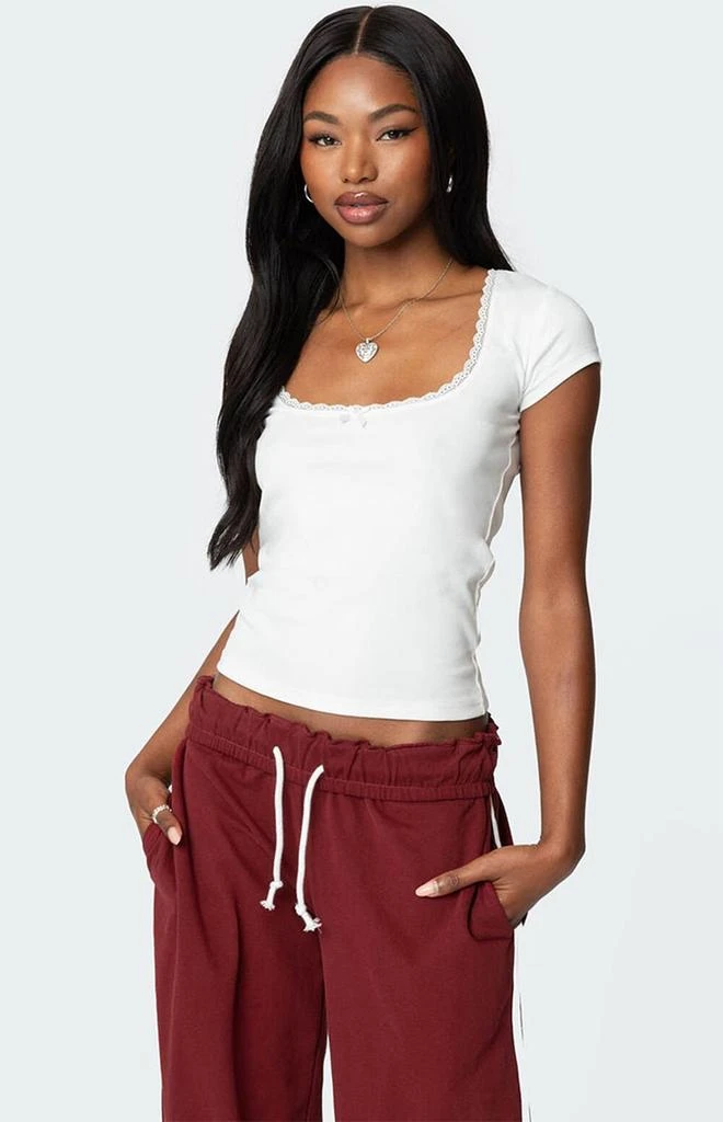 Edikted Priscilla Lace Trim T-Shirt 1
