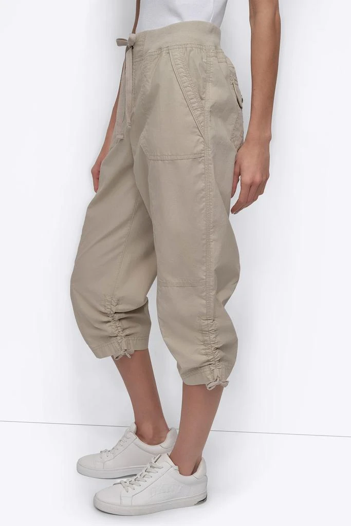 DKNY HIGH-RISE SHIRRED UTILITY CAPRI PANT 3