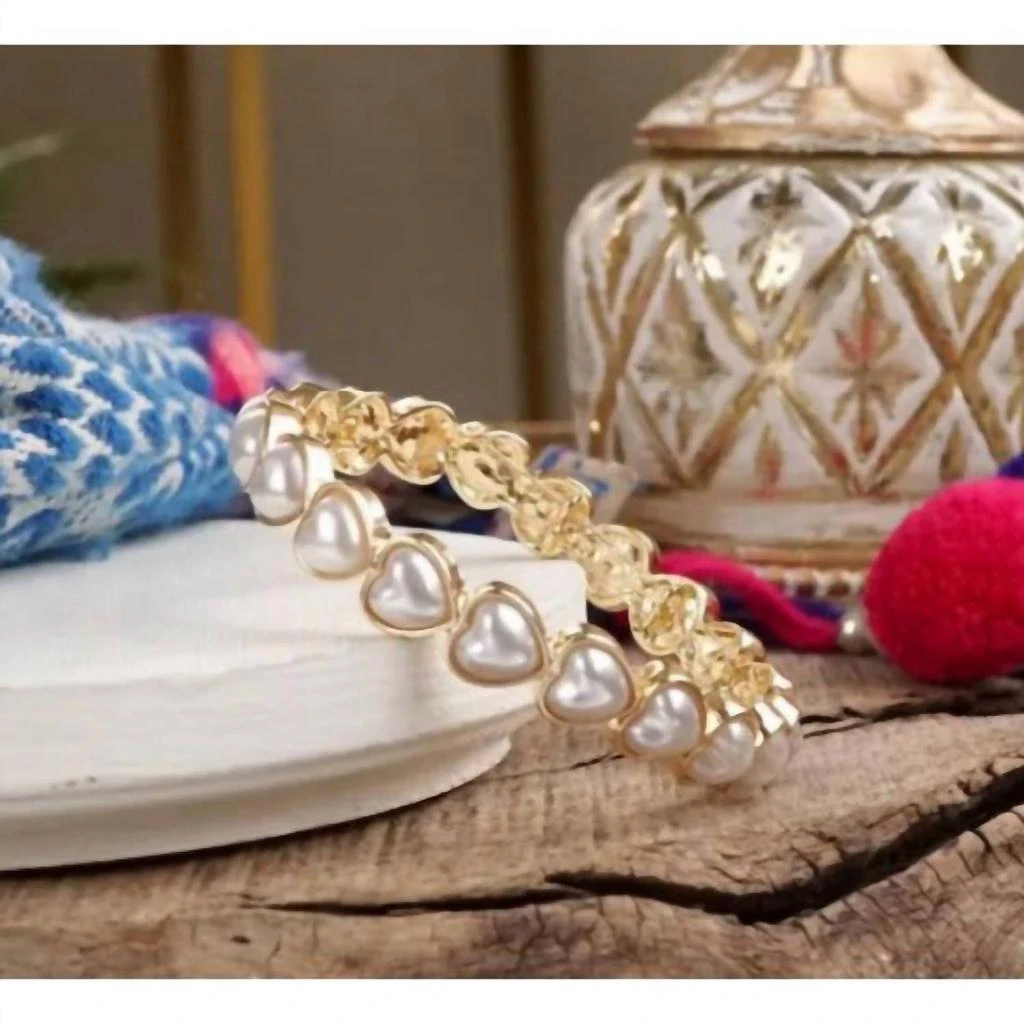 PennyLine Inc Pennyline Inc - Women
s Pearl Hearts Stretchy Bangle