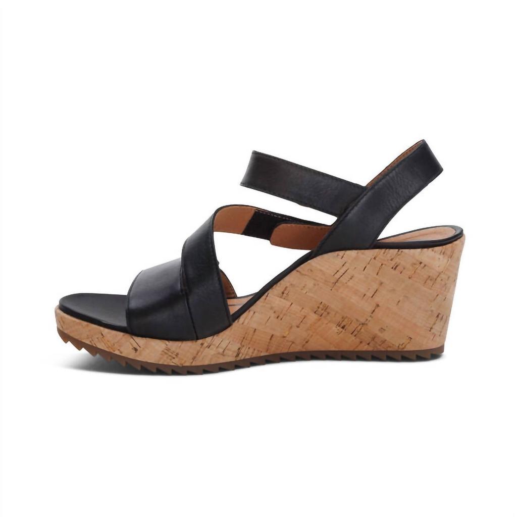 Aetrex Women's Madelyn Quarter Strap Wedge In Black