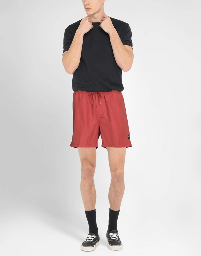 Vans Shorts & Bermuda 2