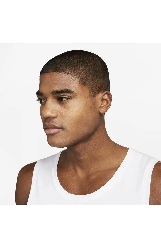 NIKE Dri-FIT Primary Training Tank 4